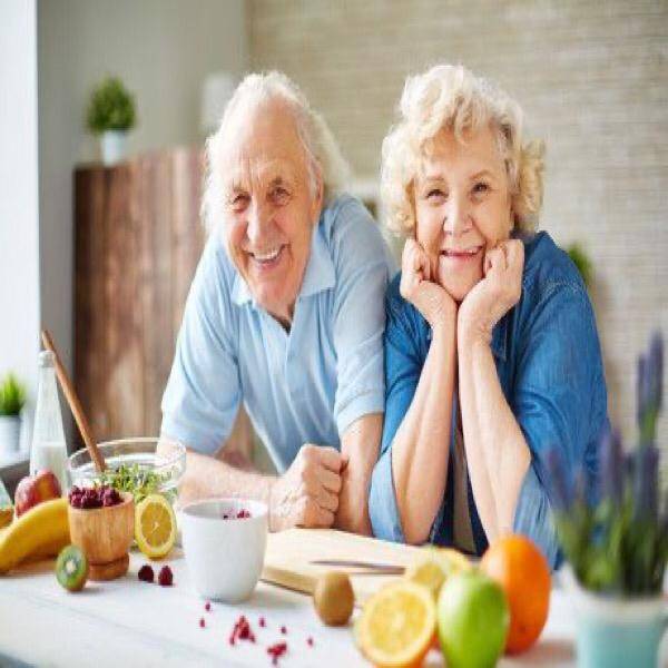 14 توصیه ی تغذیه ای سالمندان